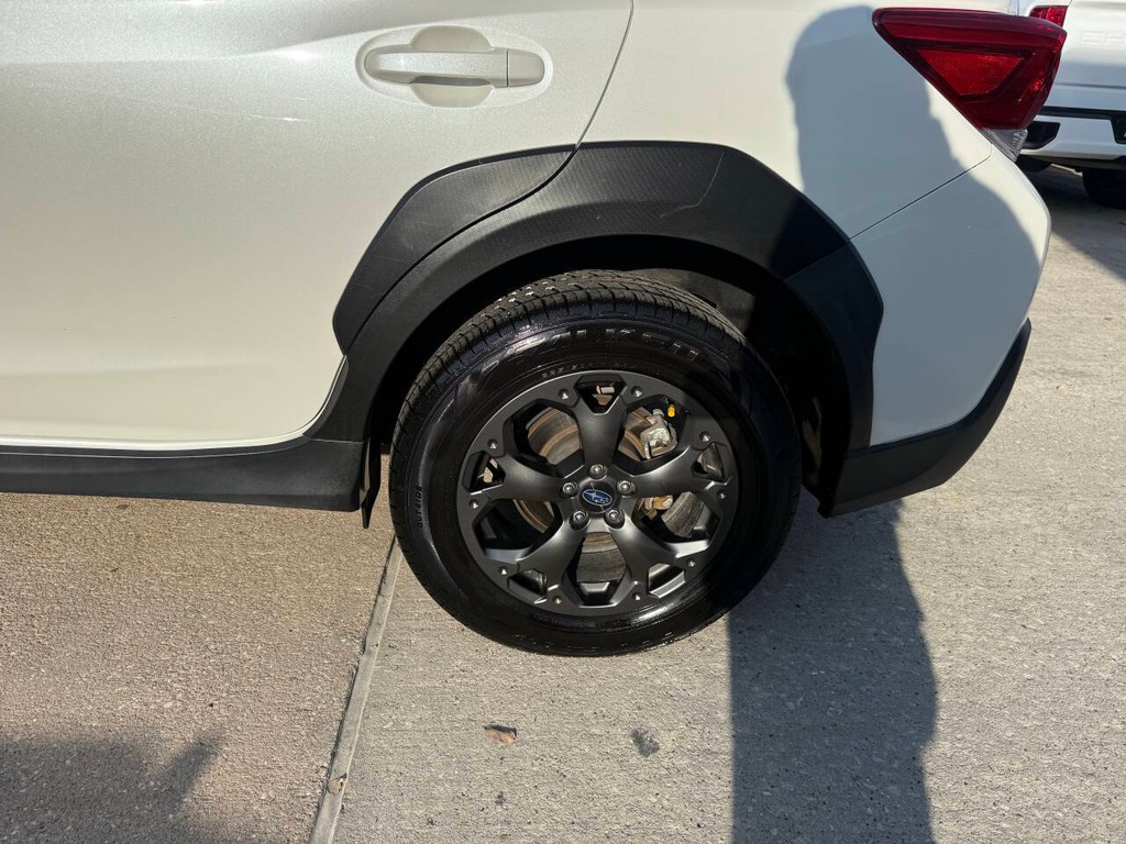 Subaru Crosstrek Vehicle Full-screen Gallery Image 40