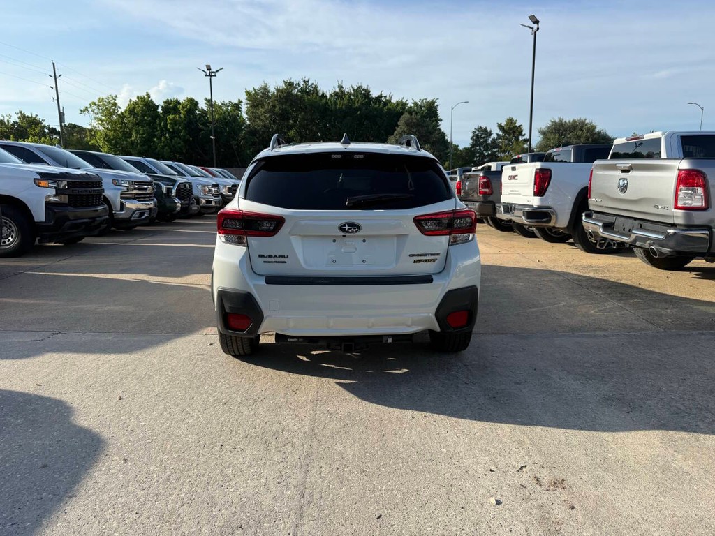 Subaru Crosstrek Vehicle Full-screen Gallery Image 42