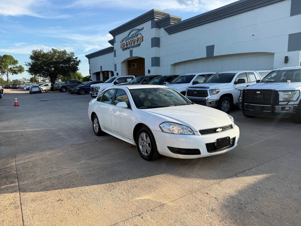 Chevrolet Impala Vehicle Full-screen Gallery Image 02
