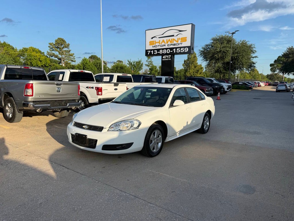 Chevrolet Impala Vehicle Full-screen Gallery Image 03