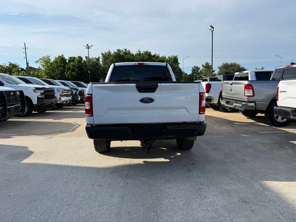 Ford F-150 Vehicle Full-screen Gallery Image 41