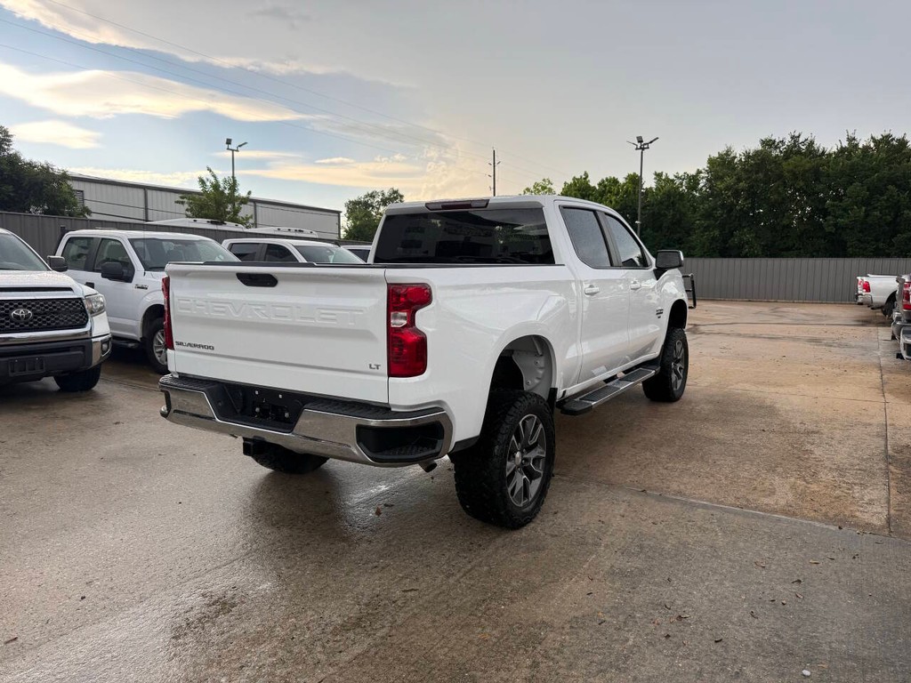 Chevrolet Silverado 1500 Vehicle Full-screen Gallery Image 05