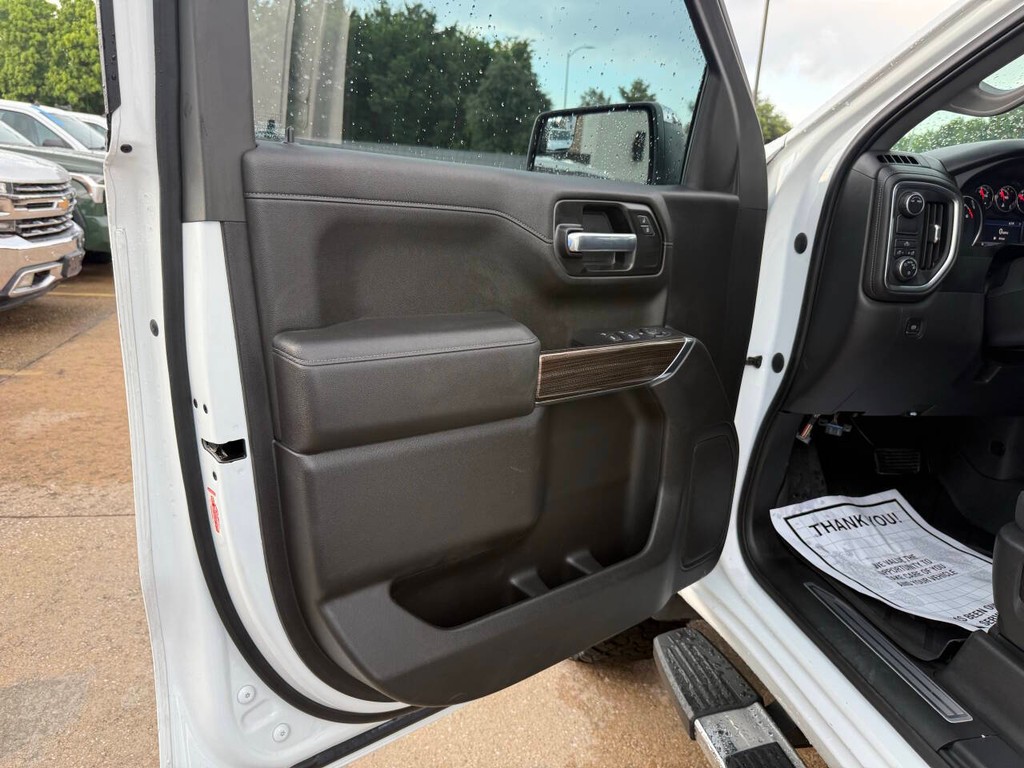 Chevrolet Silverado 1500 Vehicle Full-screen Gallery Image 08