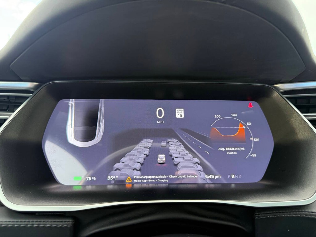 Tesla Model S Vehicle Full-screen Gallery Image 34
