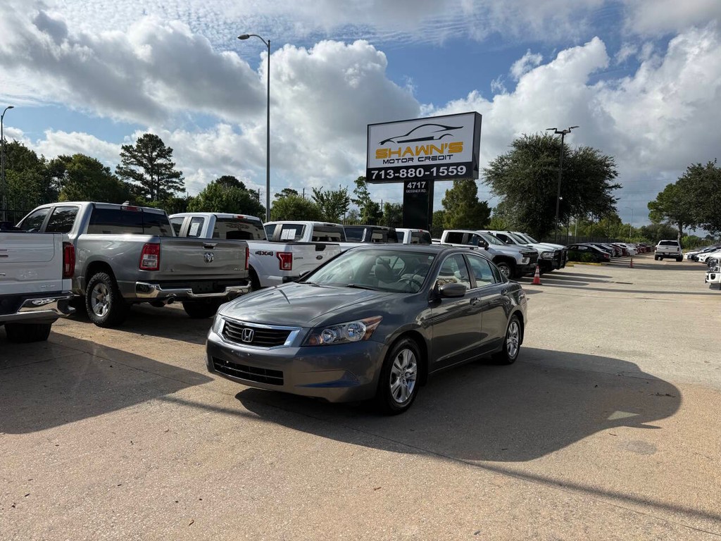 Honda Accord Sedan Vehicle Full-screen Gallery Image 03