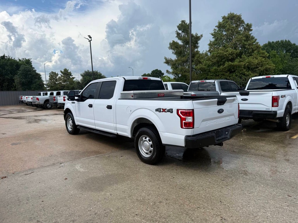 Ford F-150 Vehicle Full-screen Gallery Image 04