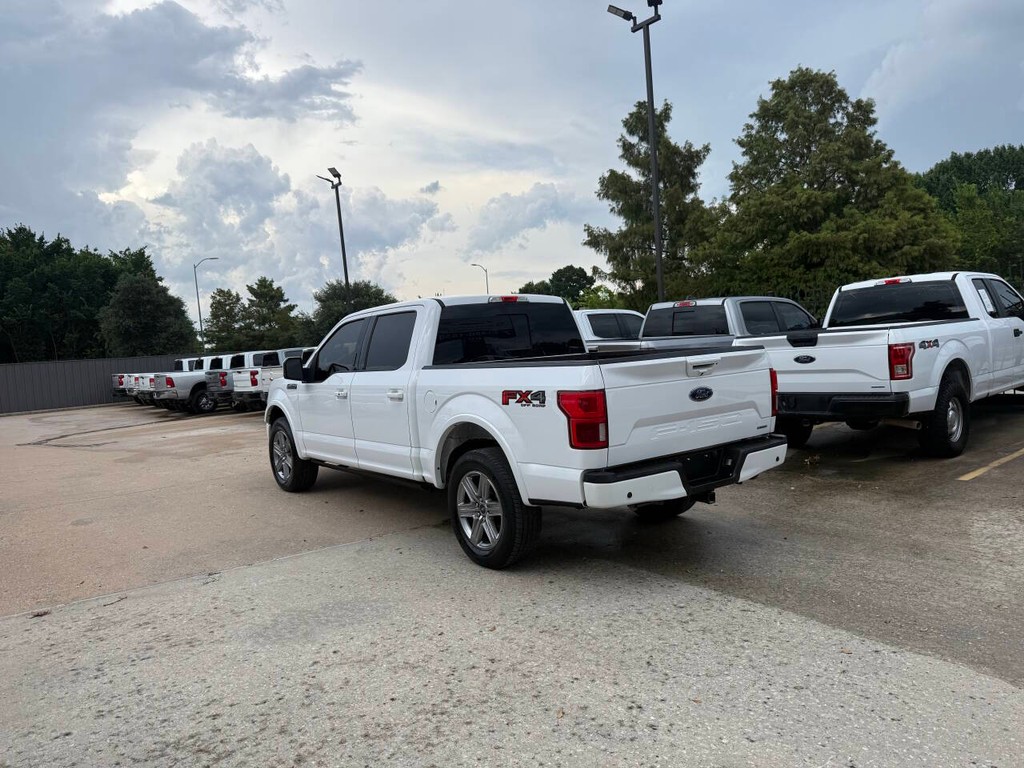 Ford F-150 Vehicle Full-screen Gallery Image 04