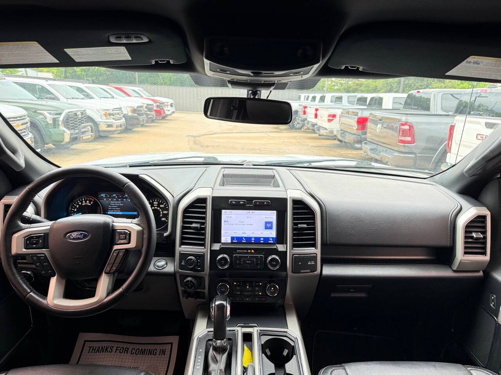 Ford F-150 Vehicle Full-screen Gallery Image 17