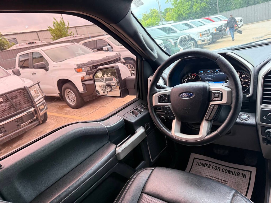 Ford F-150 Vehicle Full-screen Gallery Image 19