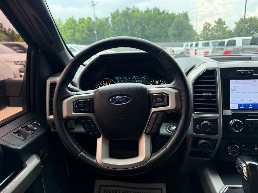 Ford F-150 Vehicle Full-screen Gallery Image 22