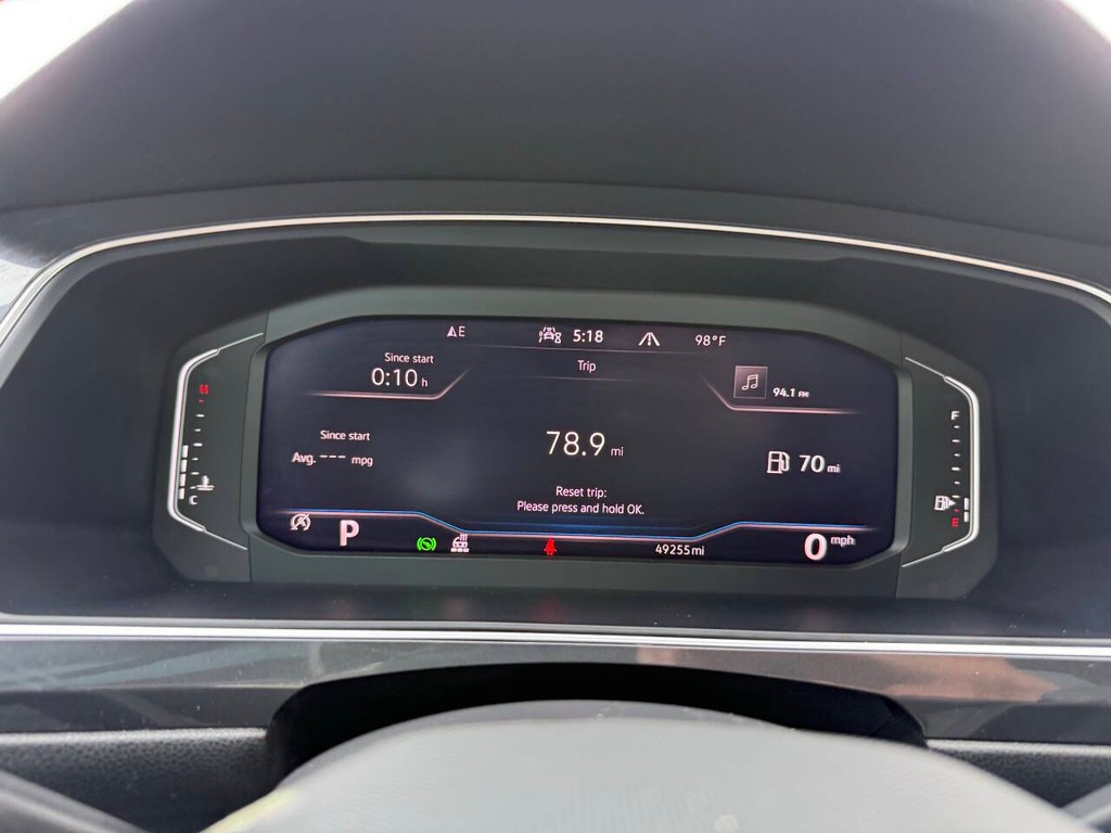 Volkswagen Tiguan Vehicle Full-screen Gallery Image 33