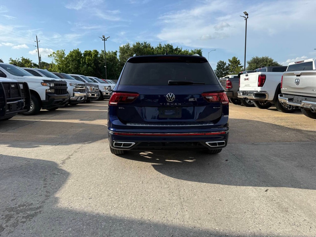 Volkswagen Tiguan Vehicle Full-screen Gallery Image 40