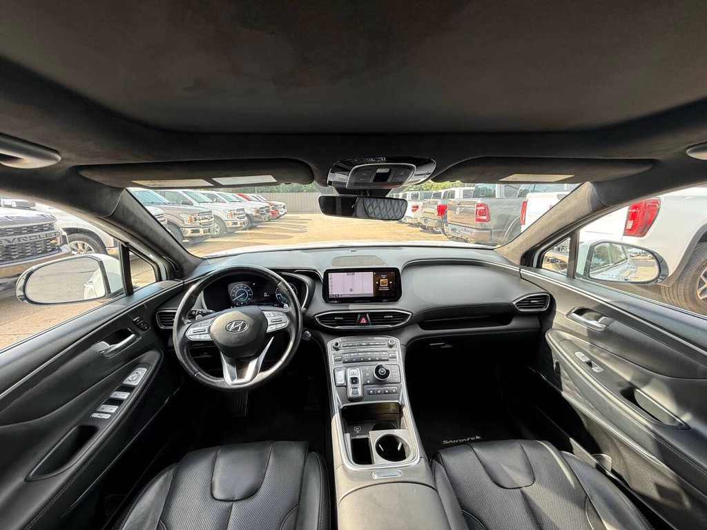 Hyundai Santa Fe Vehicle Full-screen Gallery Image 18