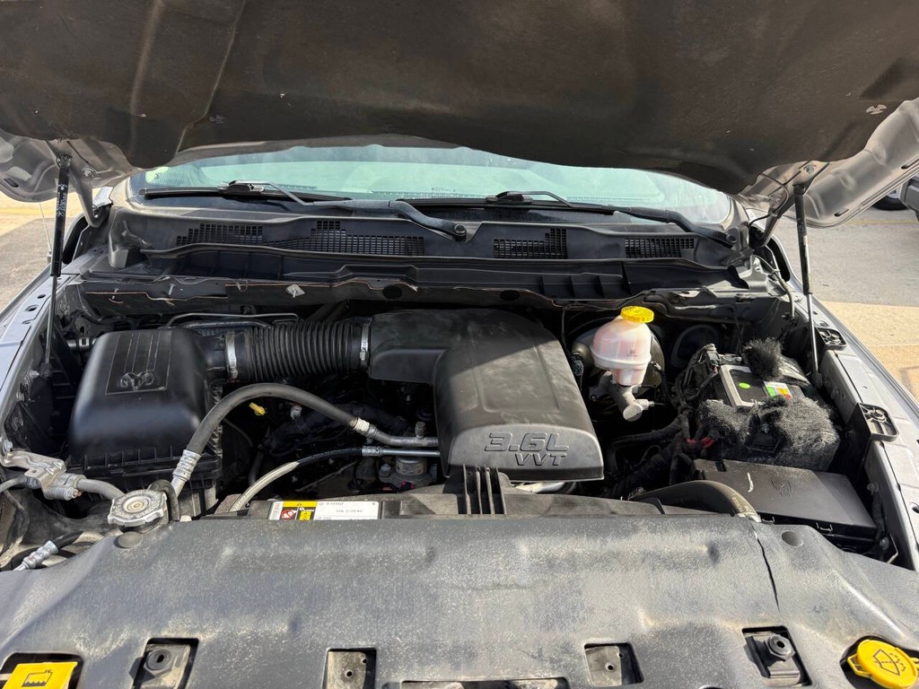 Ram 1500 Classic Vehicle Full-screen Gallery Image 33