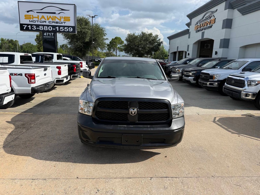 Ram 1500 Classic Vehicle Full-screen Gallery Image 38