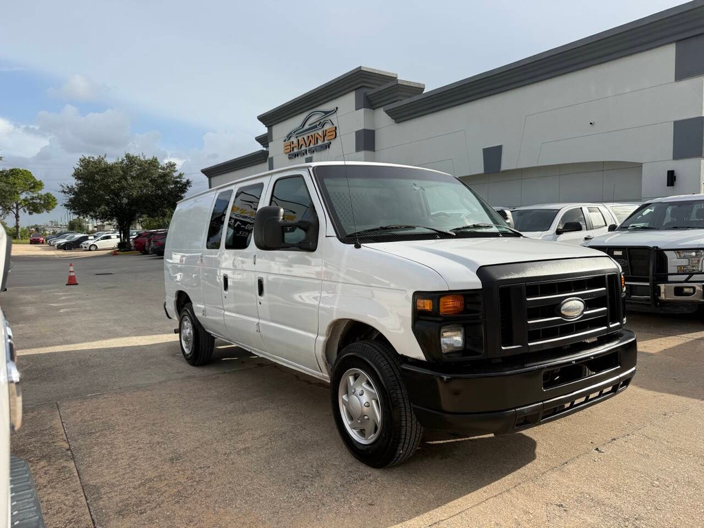 Ford Econoline Cargo Van Vehicle Full-screen Gallery Image 34