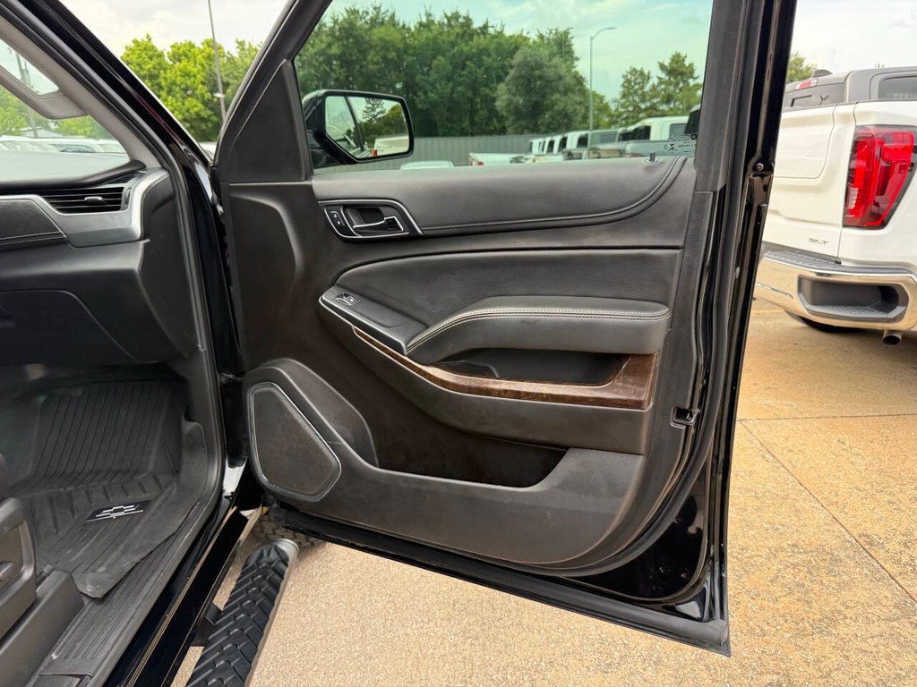 Chevrolet Tahoe Vehicle Full-screen Gallery Image 11