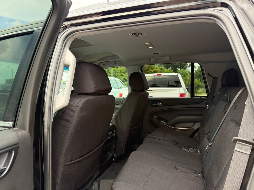 Chevrolet Tahoe Vehicle Full-screen Gallery Image 12