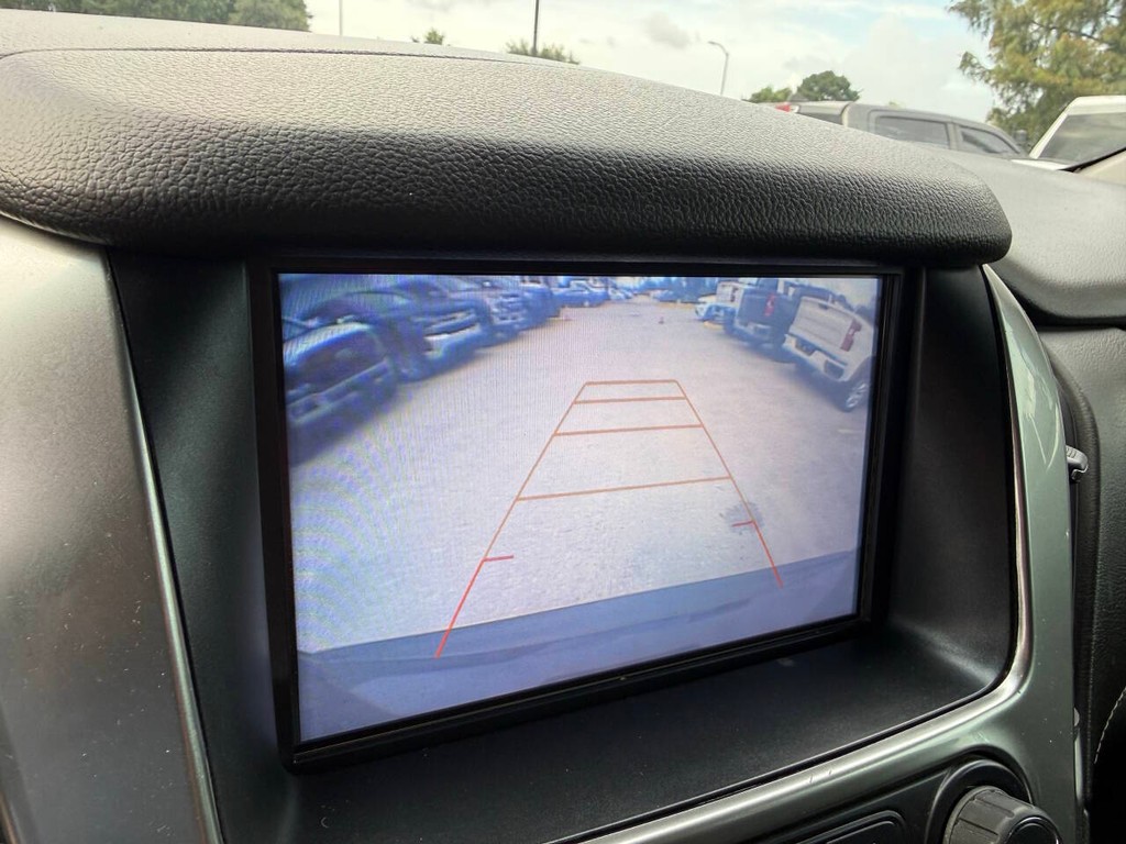 Chevrolet Tahoe Vehicle Full-screen Gallery Image 26