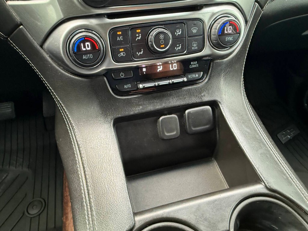 Chevrolet Tahoe Vehicle Full-screen Gallery Image 28