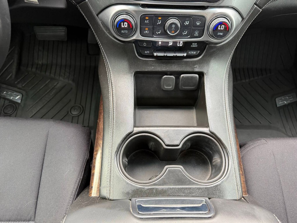 Chevrolet Tahoe Vehicle Full-screen Gallery Image 29