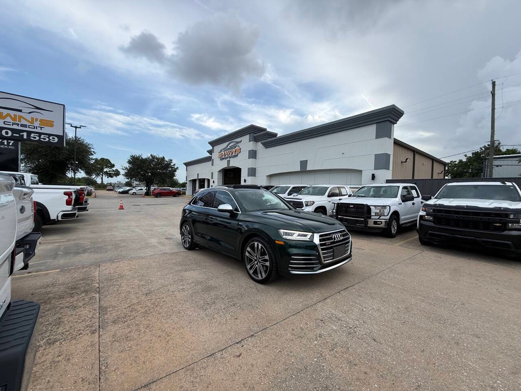 Audi SQ5 Vehicle Full-screen Gallery Image 43