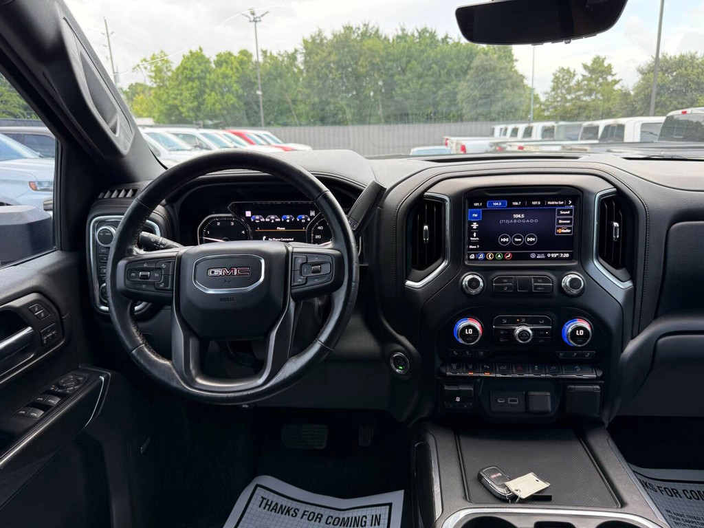 GMC Sierra 2500HD Vehicle Full-screen Gallery Image 21