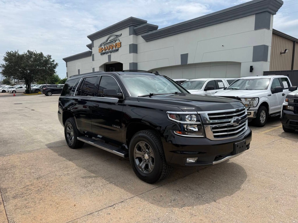 Chevrolet Tahoe Vehicle Full-screen Gallery Image 02