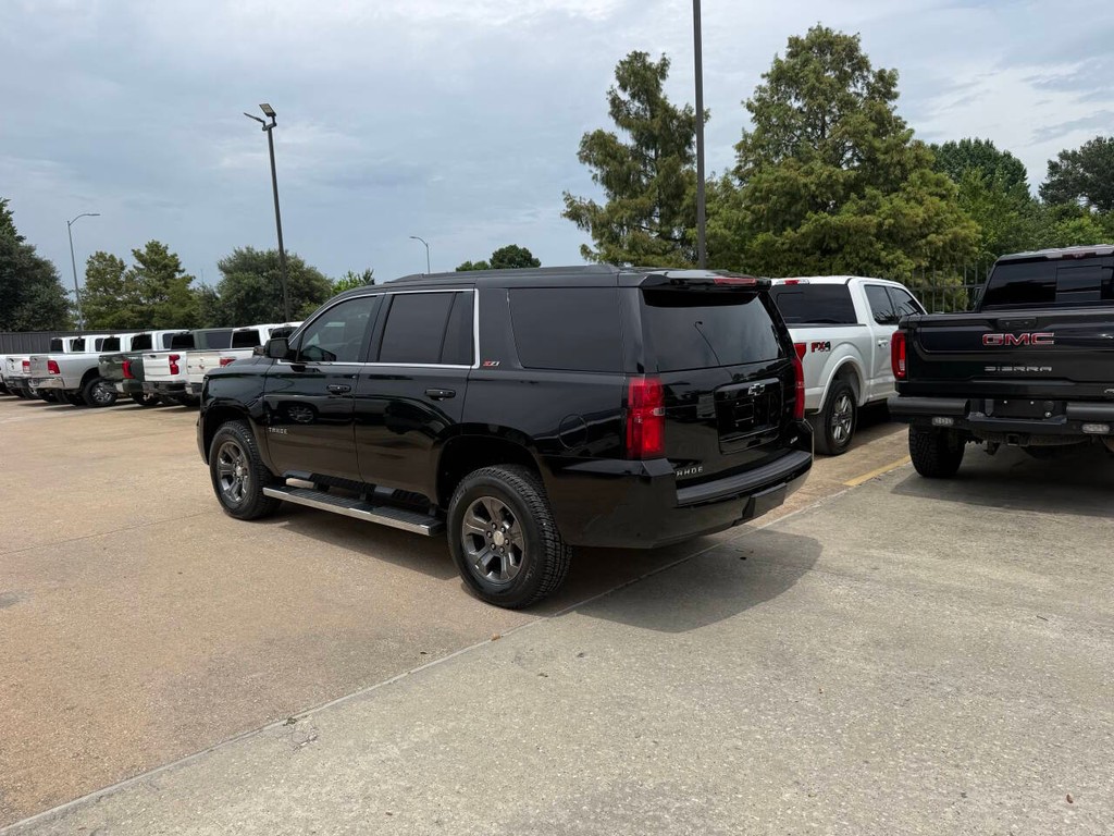 Chevrolet Tahoe Vehicle Full-screen Gallery Image 04