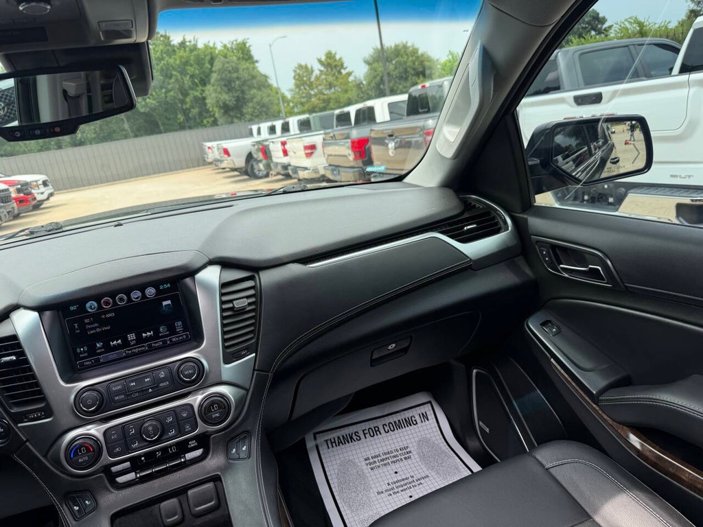 Chevrolet Tahoe Vehicle Full-screen Gallery Image 22