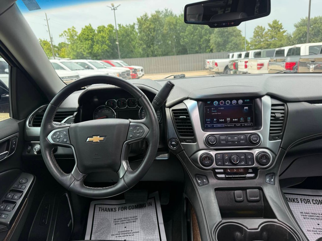 Chevrolet Tahoe Vehicle Full-screen Gallery Image 24