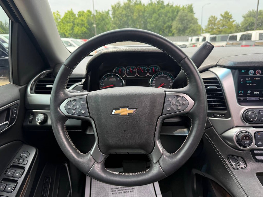 Chevrolet Tahoe Vehicle Full-screen Gallery Image 25
