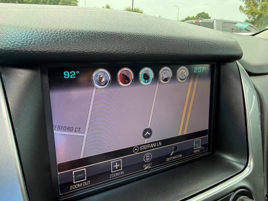 Chevrolet Tahoe Vehicle Full-screen Gallery Image 31
