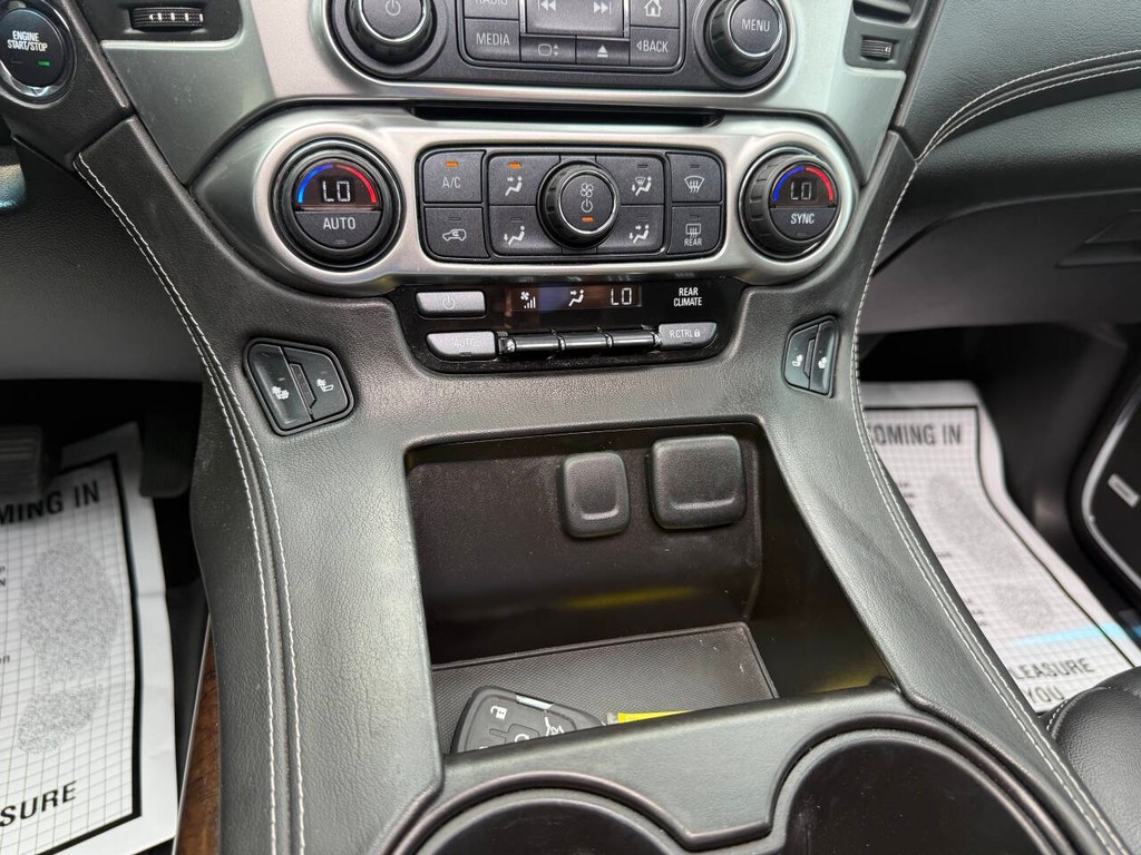 Chevrolet Tahoe Vehicle Full-screen Gallery Image 32