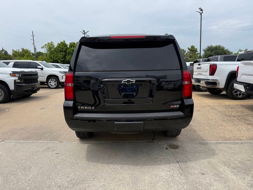 Chevrolet Tahoe Vehicle Full-screen Gallery Image 45