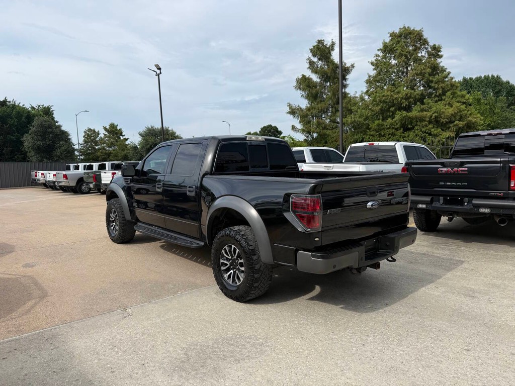 Ford F-150 Vehicle Full-screen Gallery Image 04