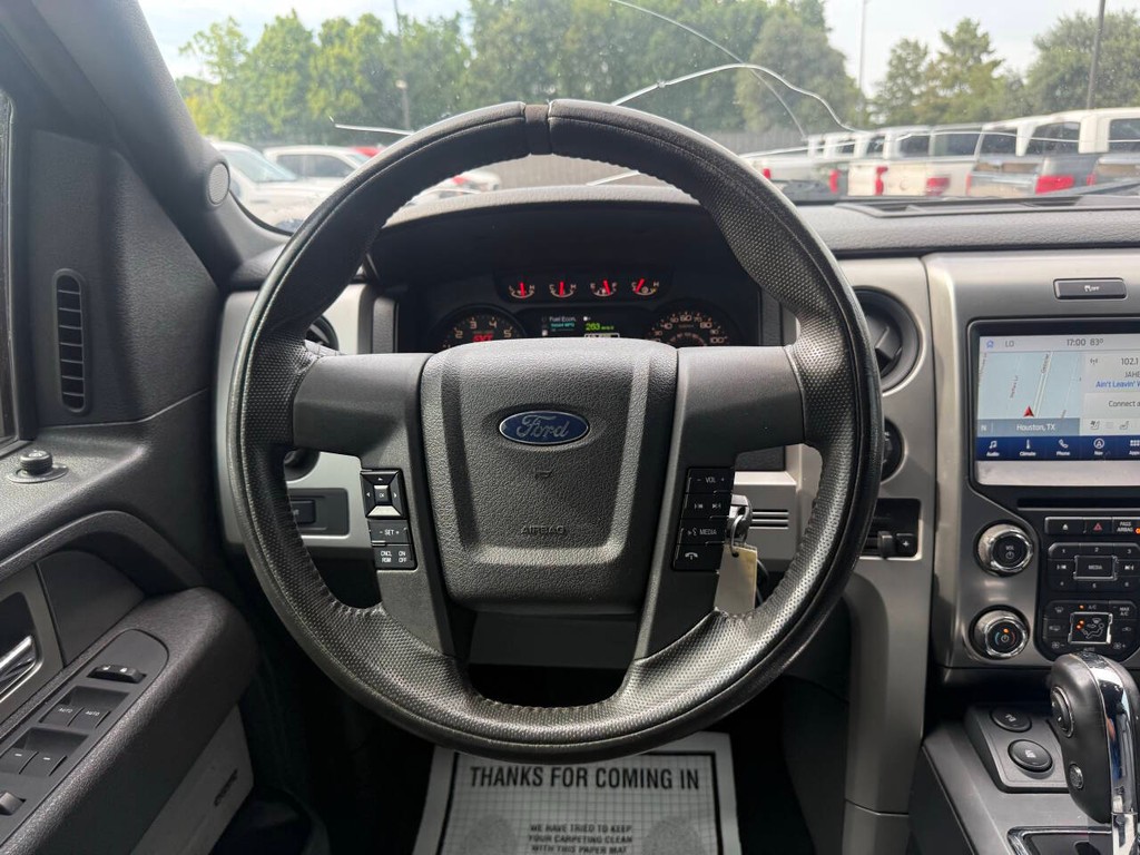 Ford F-150 Vehicle Full-screen Gallery Image 22