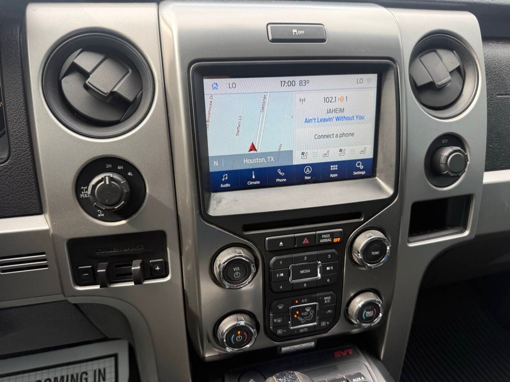 Ford F-150 Vehicle Full-screen Gallery Image 27