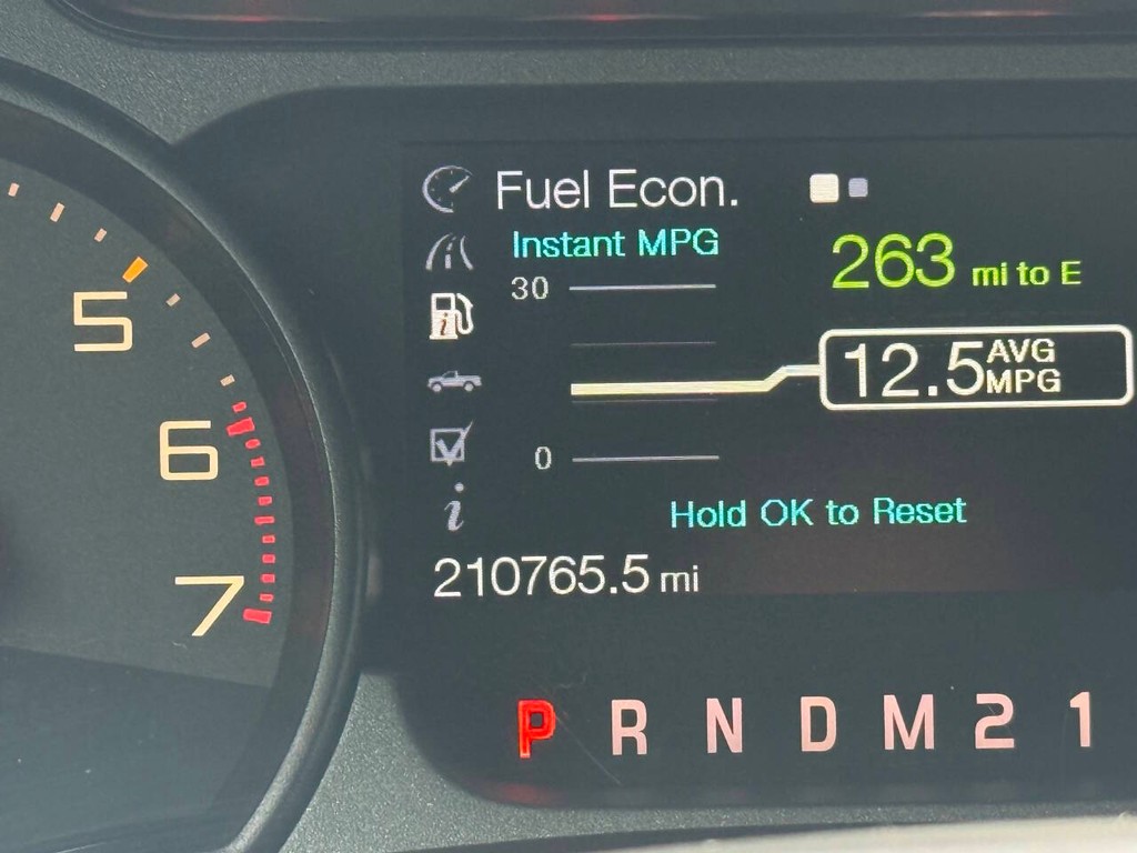Ford F-150 Vehicle Full-screen Gallery Image 34