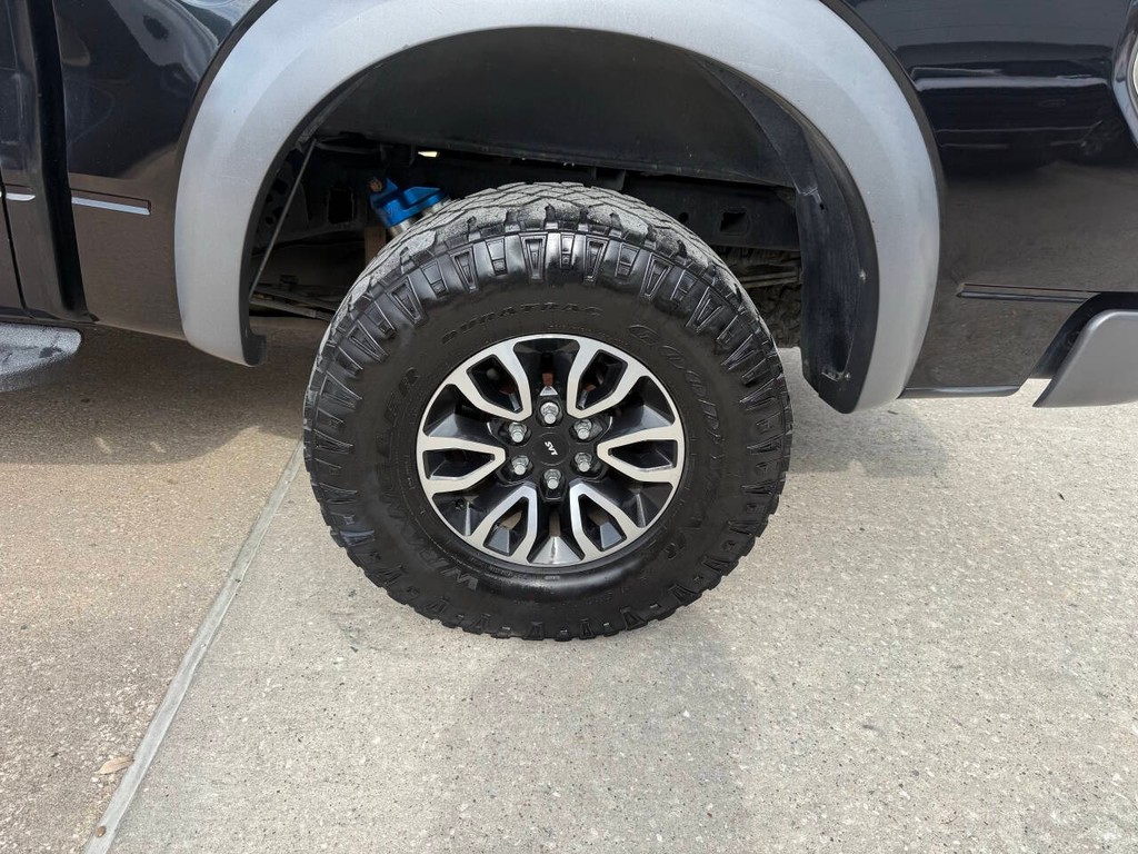 Ford F-150 Vehicle Full-screen Gallery Image 38