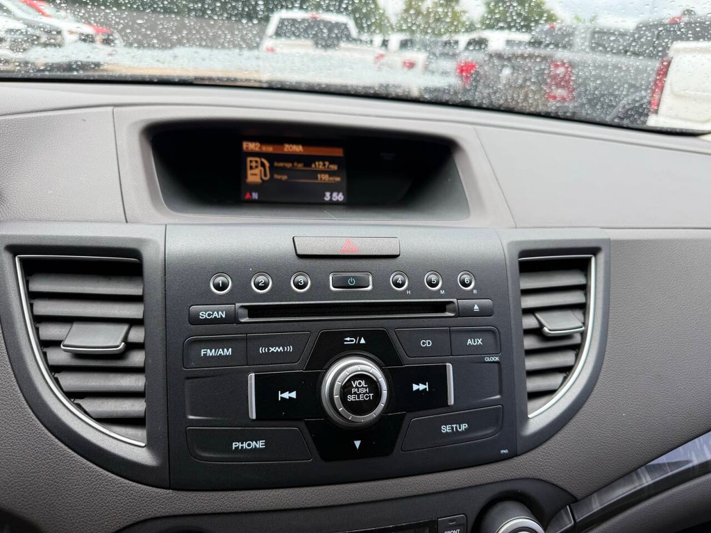 Honda CR-V Vehicle Full-screen Gallery Image 30