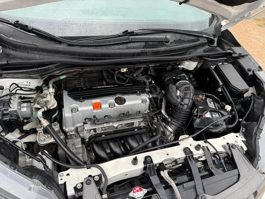Honda CR-V Vehicle Full-screen Gallery Image 40