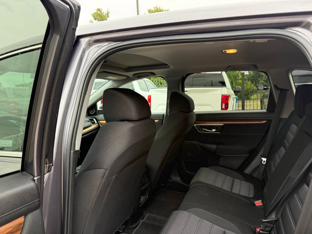 Honda CR-V Vehicle Full-screen Gallery Image 12