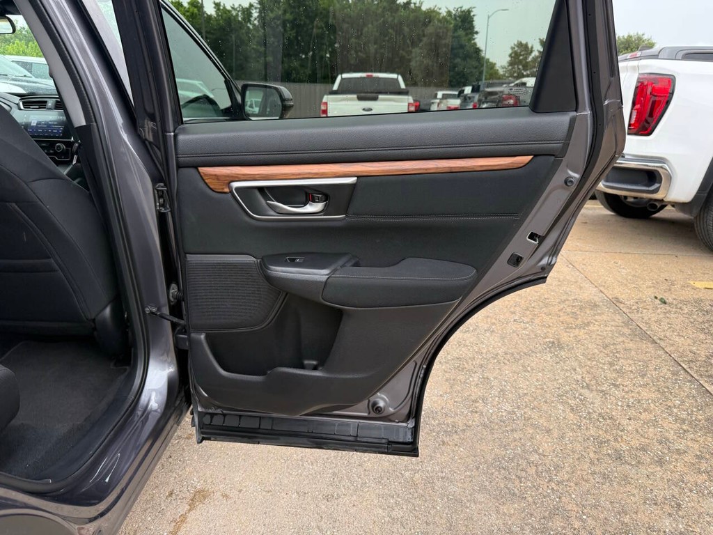 Honda CR-V Vehicle Full-screen Gallery Image 16