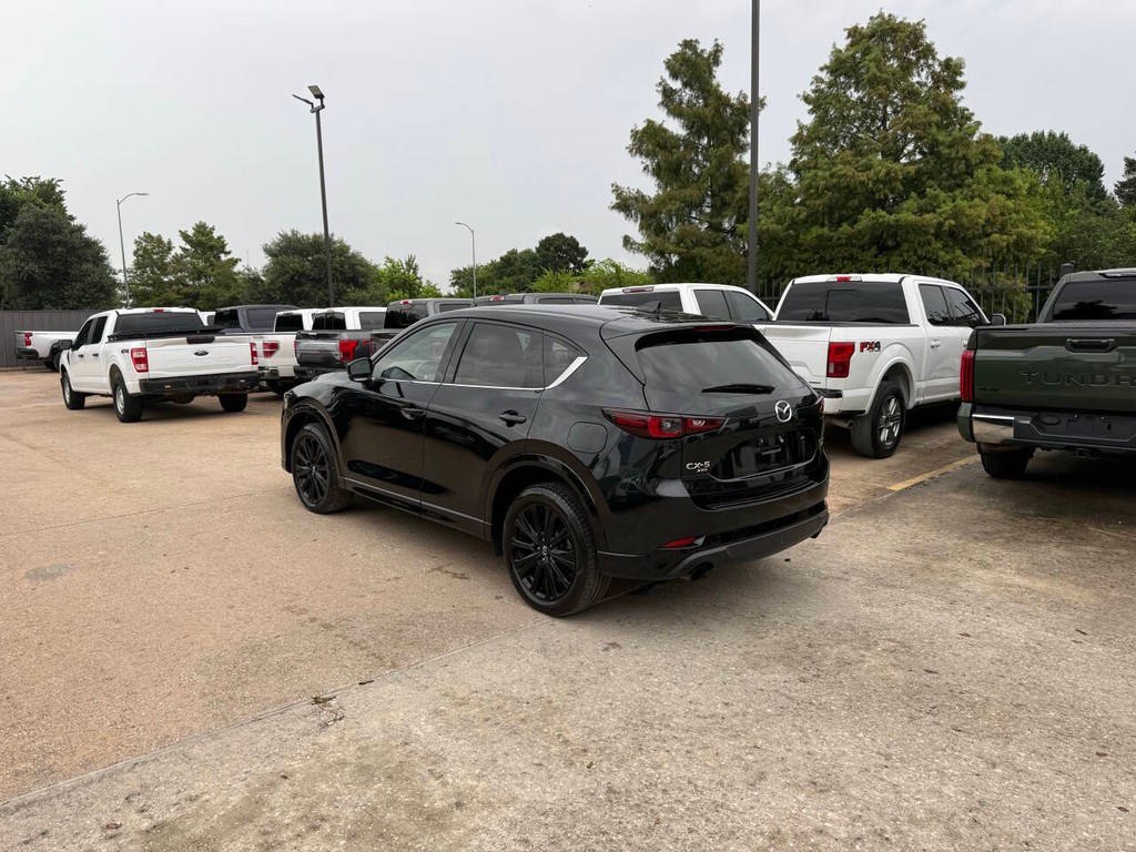 Mazda CX-5 Vehicle Full-screen Gallery Image 04