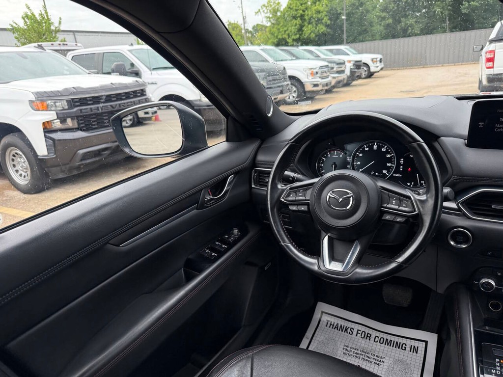 Mazda CX-5 Vehicle Full-screen Gallery Image 19