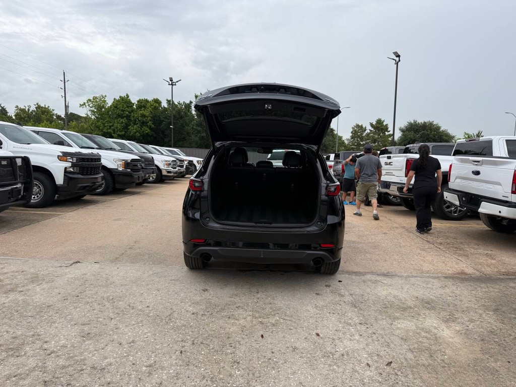 Mazda CX-5 Vehicle Full-screen Gallery Image 38