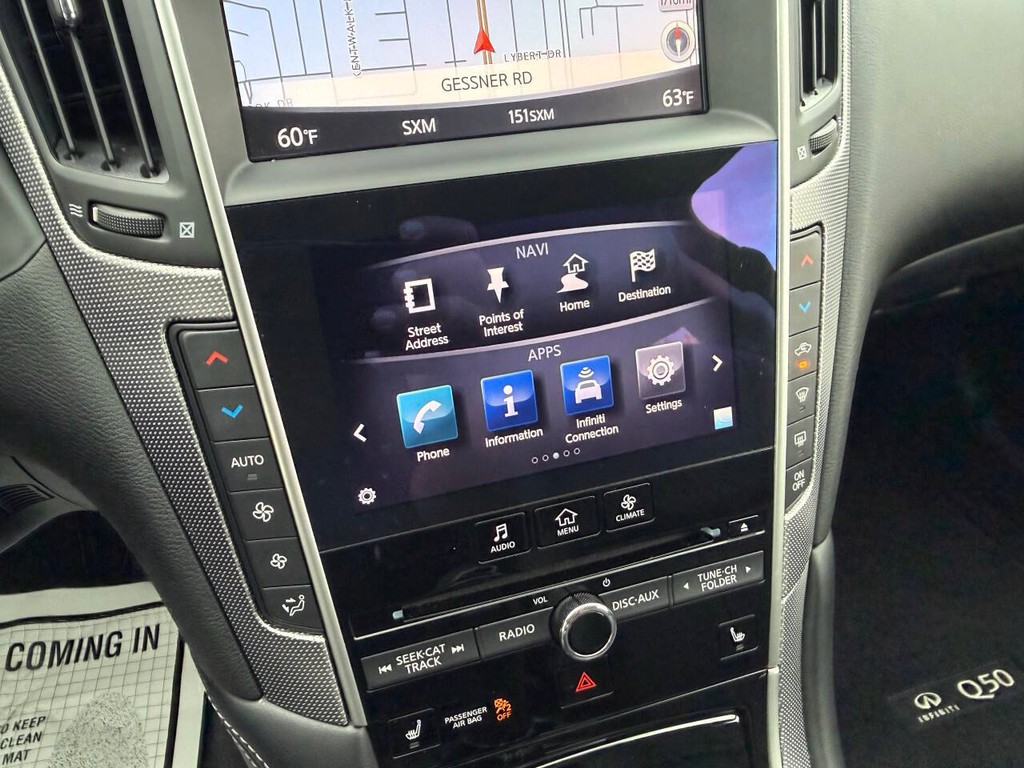 INFINITI Q50 Vehicle Full-screen Gallery Image 28