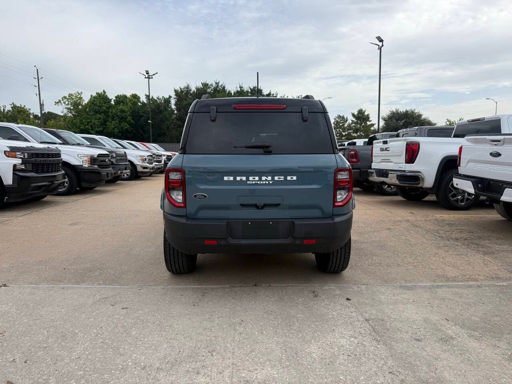 Ford Bronco Sport Vehicle Full-screen Gallery Image 37