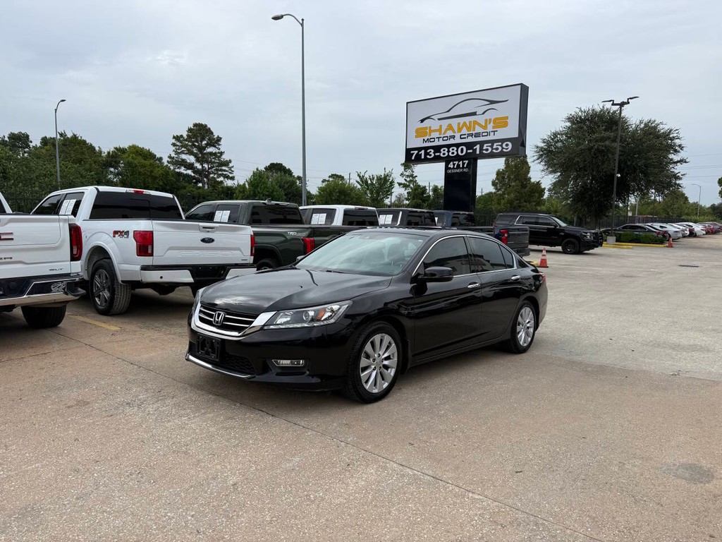 Honda Accord Sedan Vehicle Full-screen Gallery Image 03